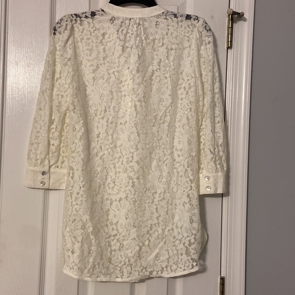 Lace top - Picture 4 of 4